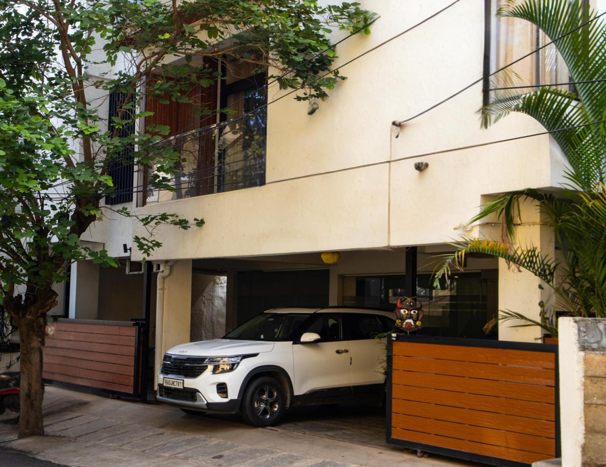 Mystic Apartotel Hebbal Bangalore Exterior foto